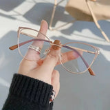 DAIIIBABYYY  -  New Brand Design Retro Lady Cat Eye Glasses Frame Fashion Anti Blue Light Eyeglasses Computer Goggles Women Reading Glasses Men