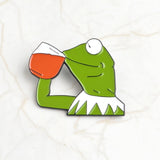 Cartoon Pepe the Frog Meme Enamel Pins Shooting Pyramid Thinking Drinking 11 Styles Animal Brooch Badge Jewelry Gift for Friends daiiibabyyy