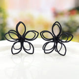 Sale 1 Pair Women Korean Vintage Charming Black and White Simple Hollow Earrings Jewelry Gift daiiibabyyy