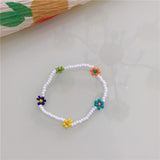 HangZhi  New Korean Cute Flowers Daisy Bracelets Transparent Colorful Beaded Handmade Elastic Wristband for Women Jewelry daiiibabyyy